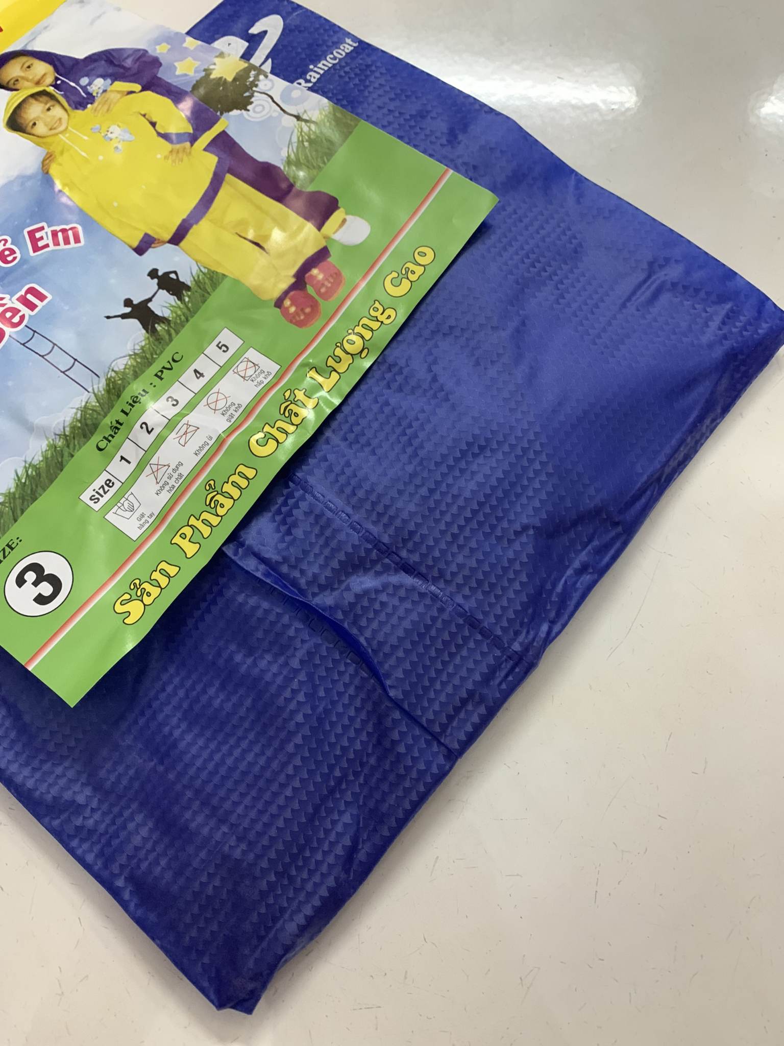 Bộ Quần Áo Mưa Cho Bé Size 2 Đến 8 Tuổi