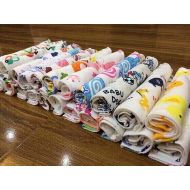Khăn Yếm Tam Giác Cotton Có Cúc Bấm Cho Bé