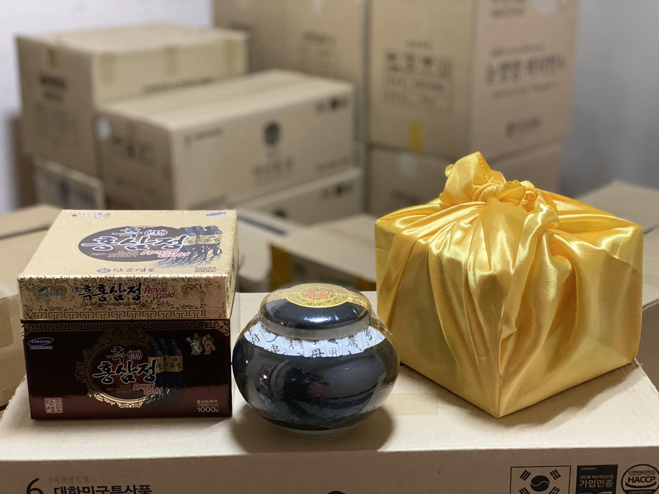 Cao Hắc Sâm 6 Năm Tuổi Kanghwa Hàn Quốc hũ sứ 1000g