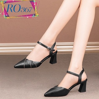 Giày cao gót nữ đẹp bít mũi 7p hàng hiệu rosata màu đen thời trang ro367 thumbnail