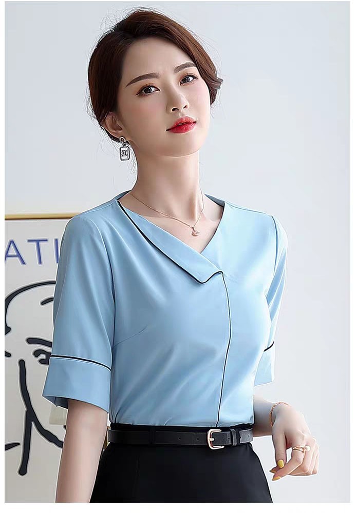 ÁO SƠ MI HOA LYLY CỔ NƠ DUYÊN DÁNG BEYEU1688 - BY3191(XÁM)