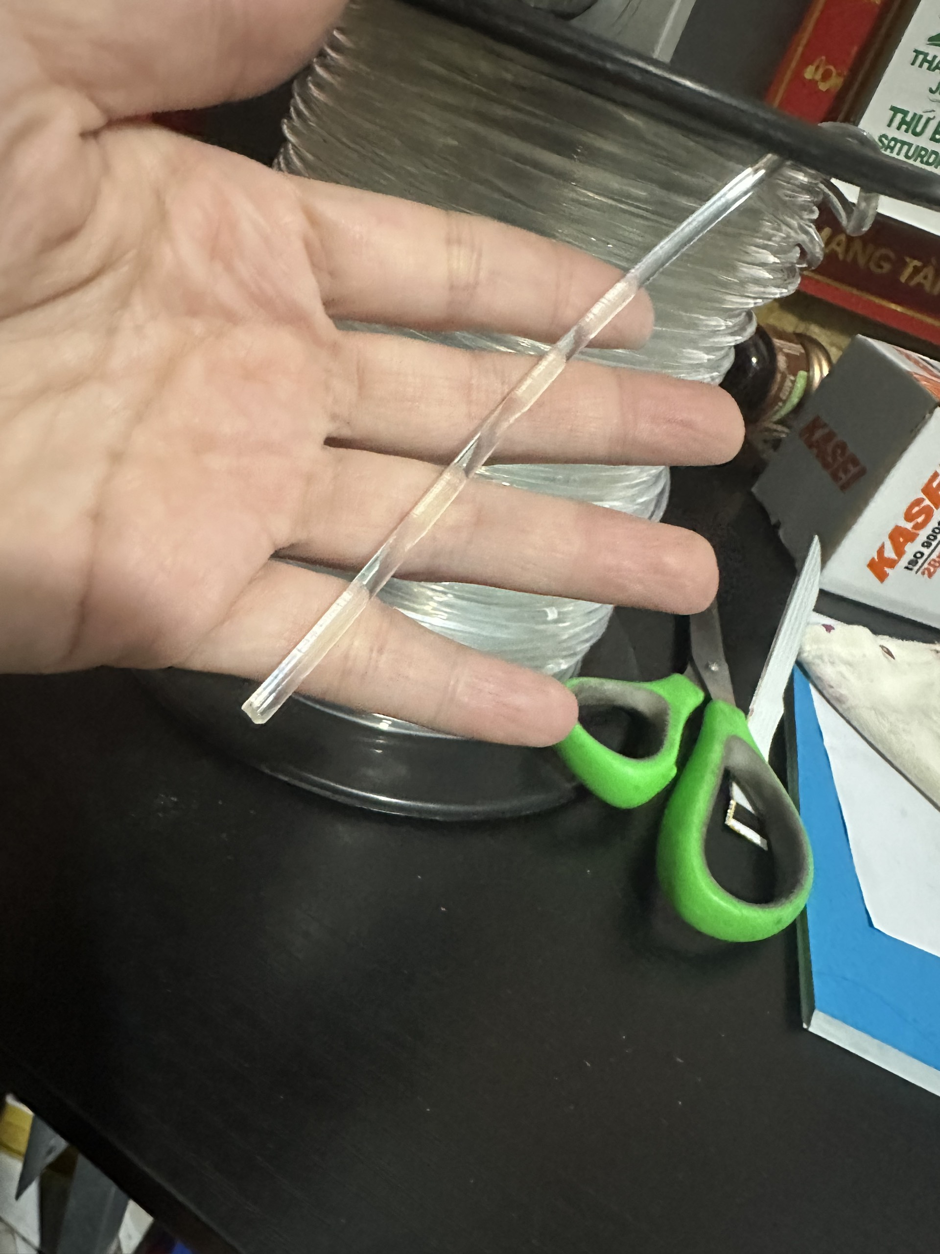 ( 3.5 LY - 4 LY - CƯỚC TRÒN) ) CƯỚC DÙNG CHO MÁY CẮT CỎ. CƯỚC TRẮNG TRONG. SỢI 10 MÉT