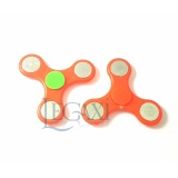Con Quay Hand Fidget Spinner 3 cánh