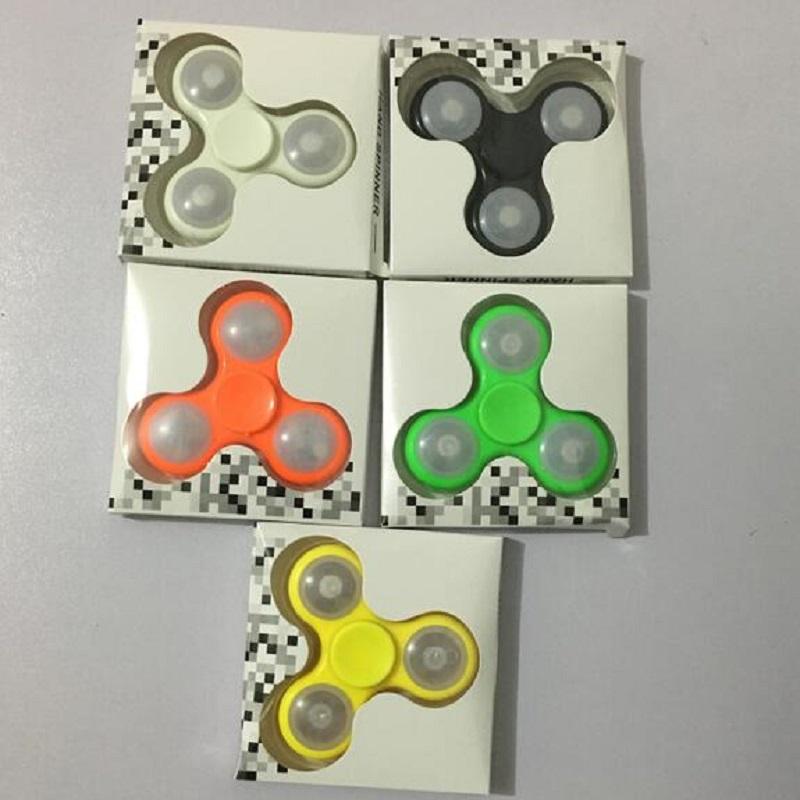 Con quay Spiner cao cấp 3 cánh phát sáng