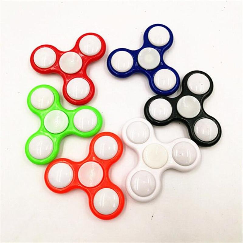 Con quay Spiner cao cấp 3 cánh phát sáng