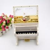 [HCM SHIP NHANH]Hộp nhạc piano vũ công V.3 (màu trắng)