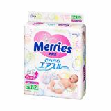 Tã dán Merries size S82