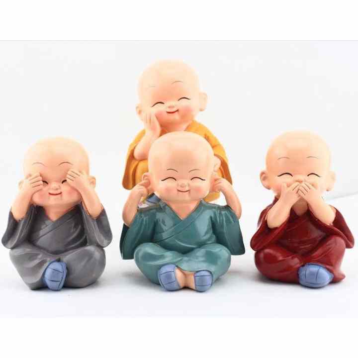 Tượng Tứ Không Với 4 Sắc Màu Ngộ Nghĩnh