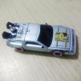 Xe Mô Hình Tomica Dream DeLorean 146