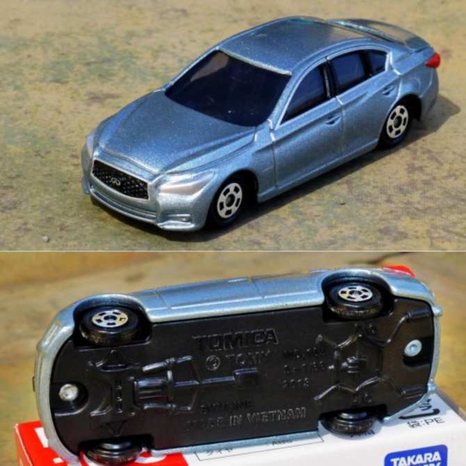 Hình ảnh Xe Ô Tô Mô Hình Tomica Nissan Skyline 2013 Silver