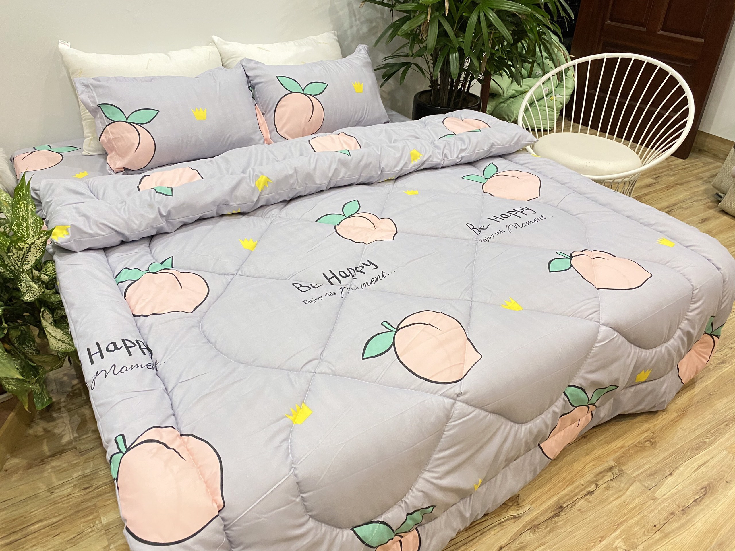 Bộ Chăn Phao 5 Món ( Gồm 1 Chăn Phao + 1 Ga Bo Chun + 2 Vỏ Gối Nằm + 1 Vỏ Gối Ôm) Mẫu Phao 38
