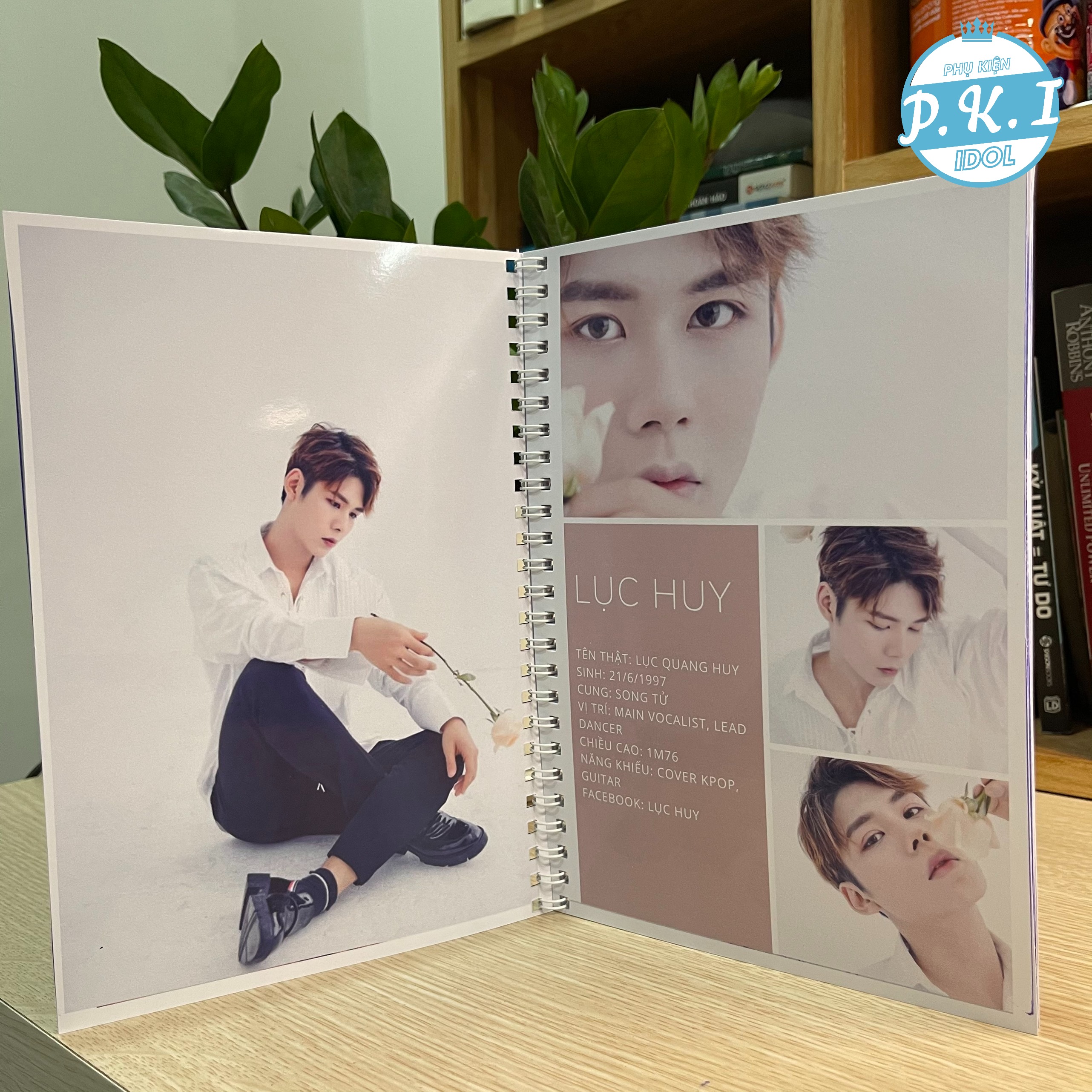 Combo Photobook Uni5 - QUÀ TẶNG V-POP