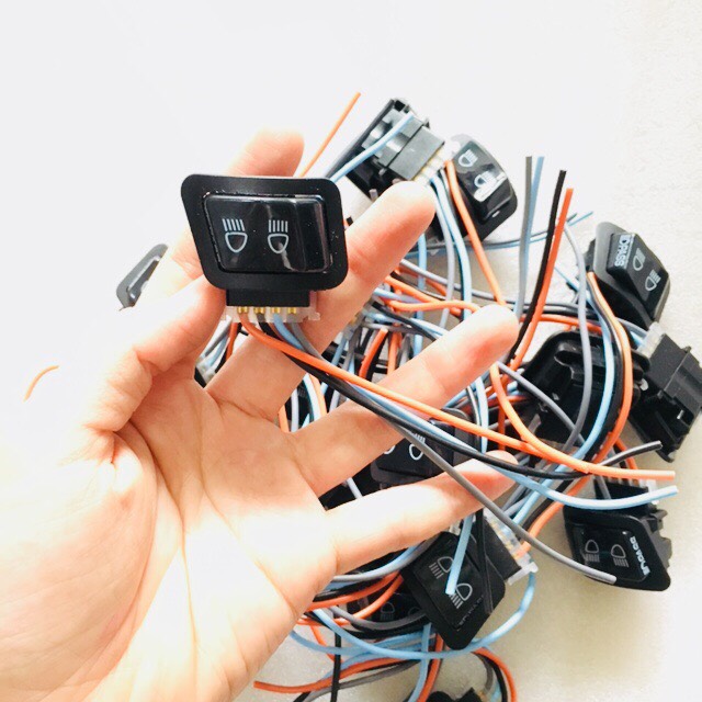Công Tắc Passing Gắn Chế Xe Máy [ Kèm Giắc ]