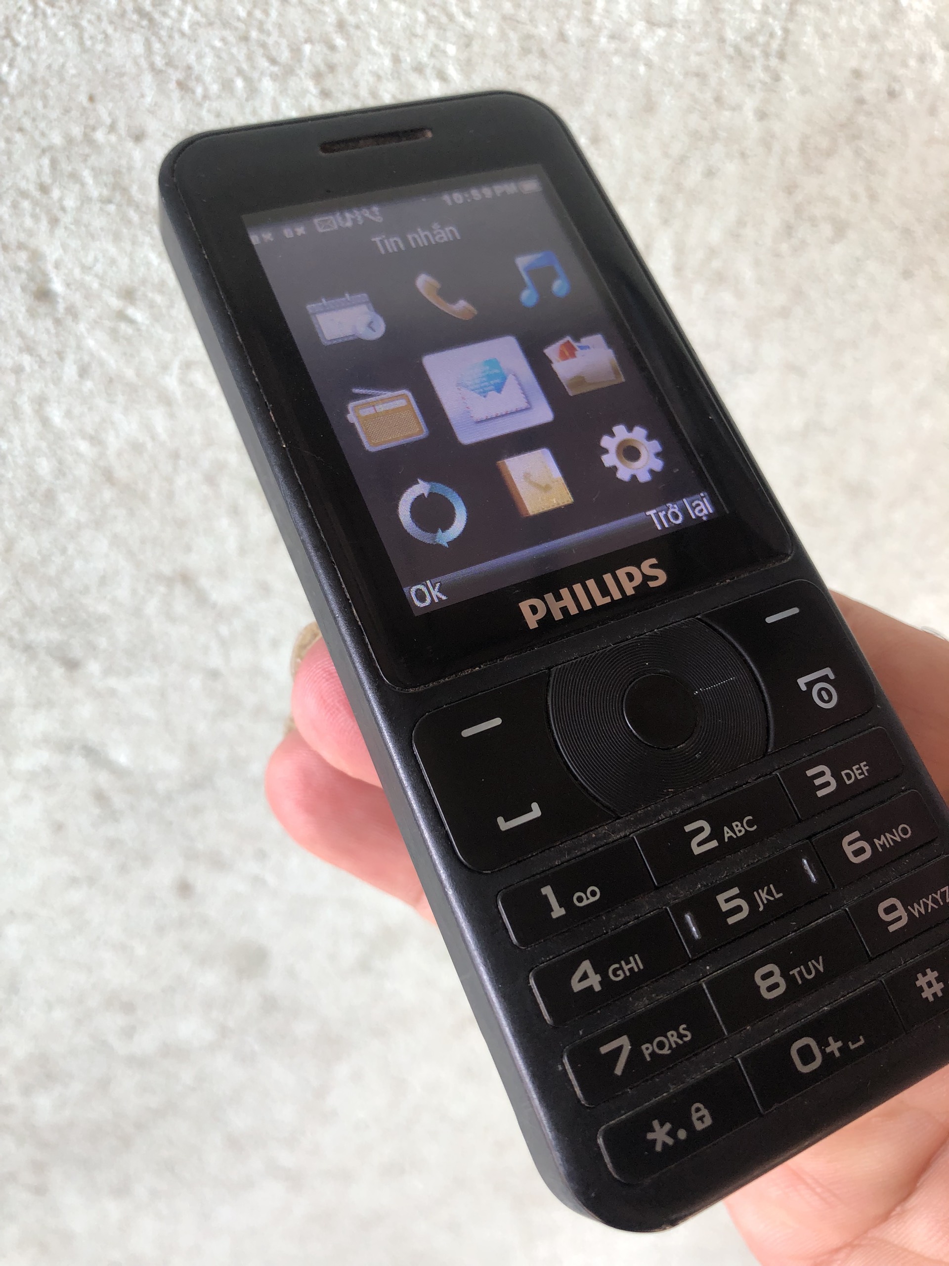 Điện thoại Philips E180