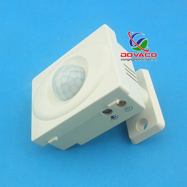 Công tắc cảm biến hồng ngoại 12V