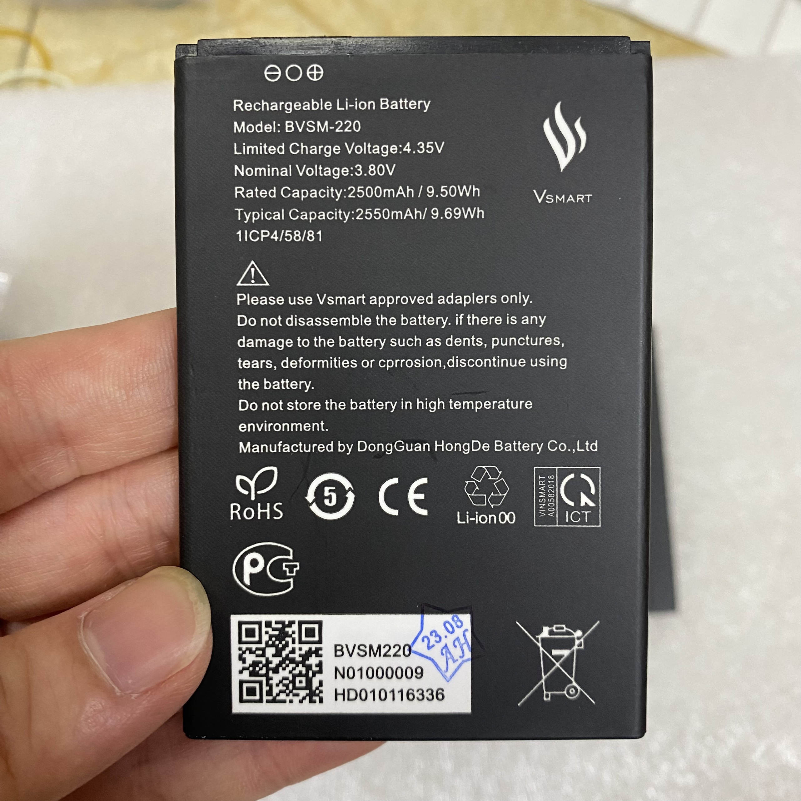 Pin vsmart bee bvsm-220 mới 100% bảo hành 1 đổi 1