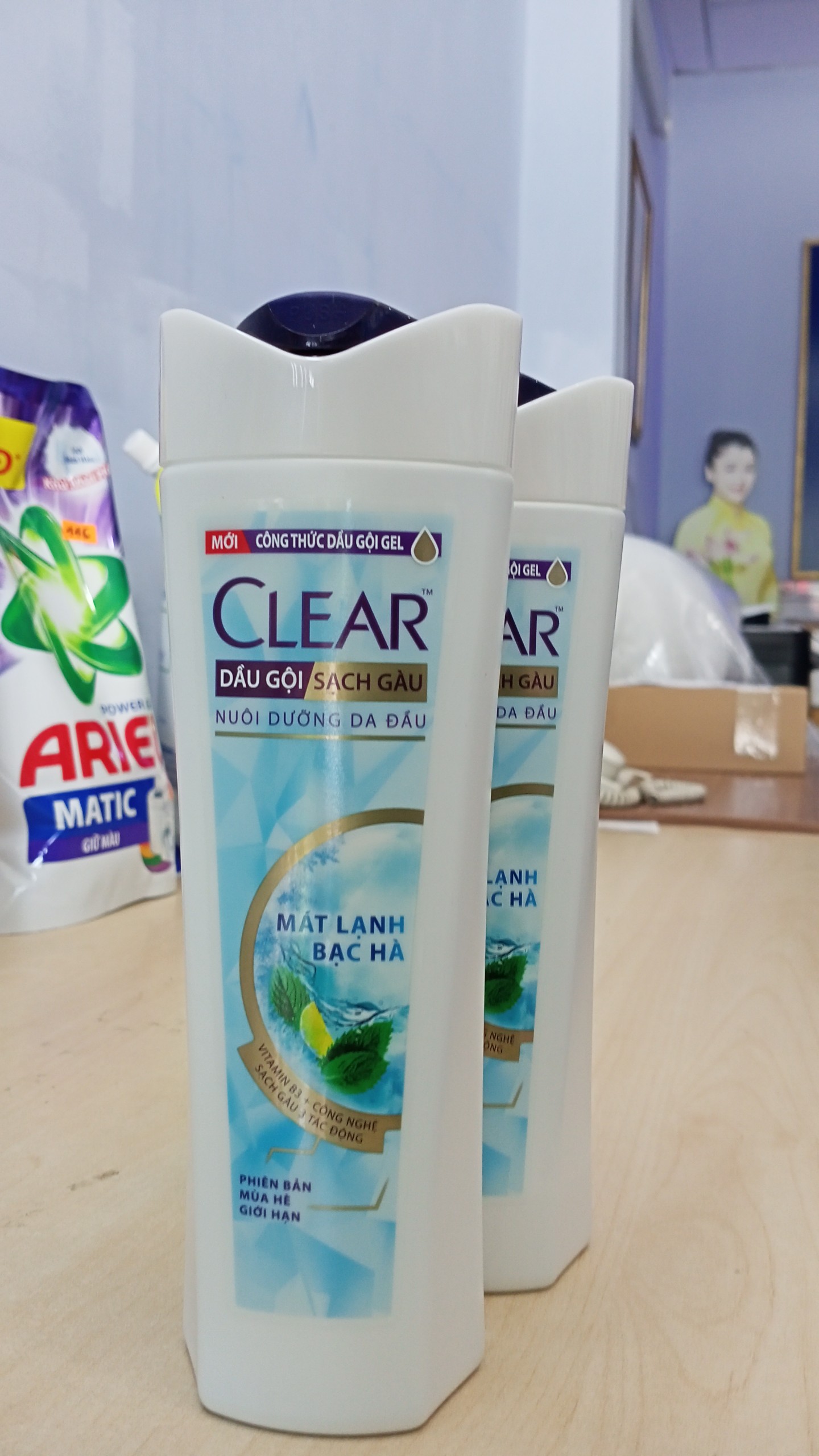 Dầu gội sạch gàu clear mát lạnh bạc hà 340g