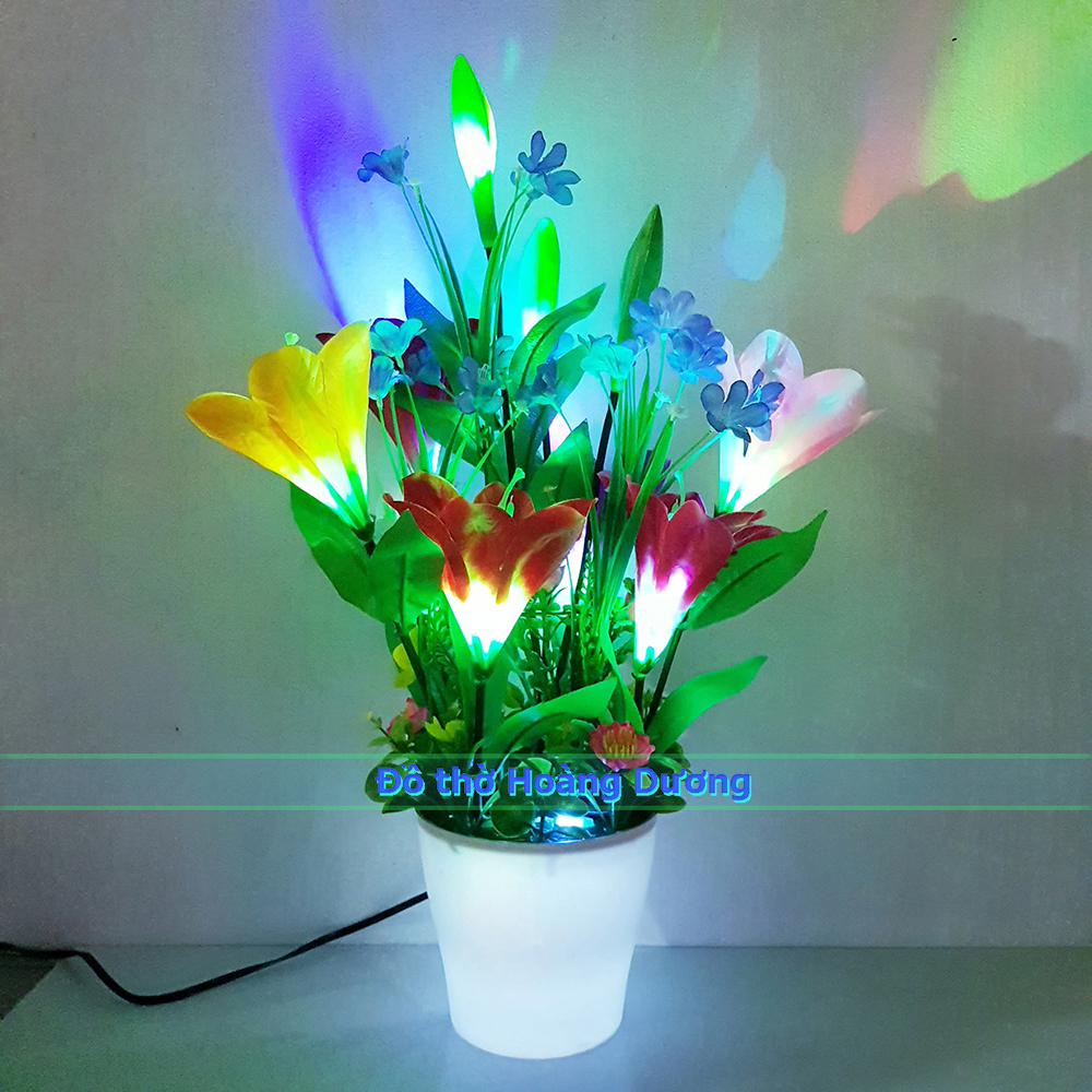 Hoa Ly trang trí có đèn Led đổi màu