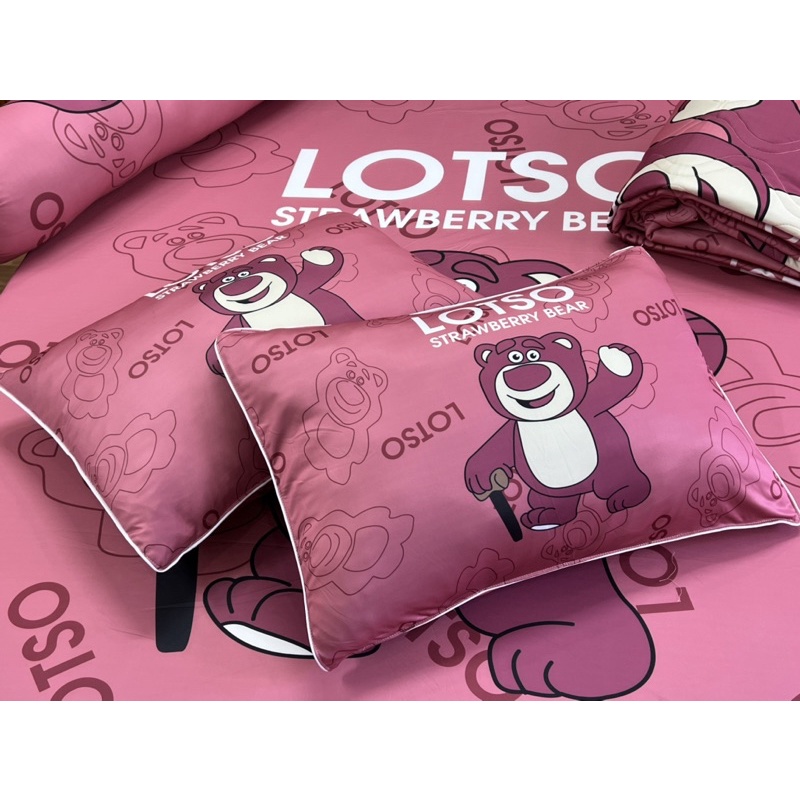 Bộ ga gối thun siêu mát lạnh 5D gâu lotso ( gấu dâu )