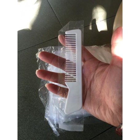 100 Lược mini khách sạn màu trắng nhỏ (bịch 100 cái)