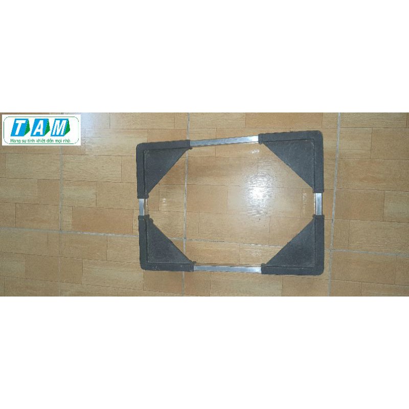 Chân kê máy lọc nước RO gia đình