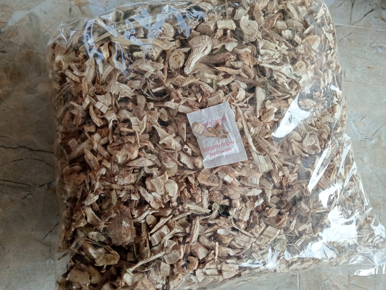 1kg rễ cỏ xước khô