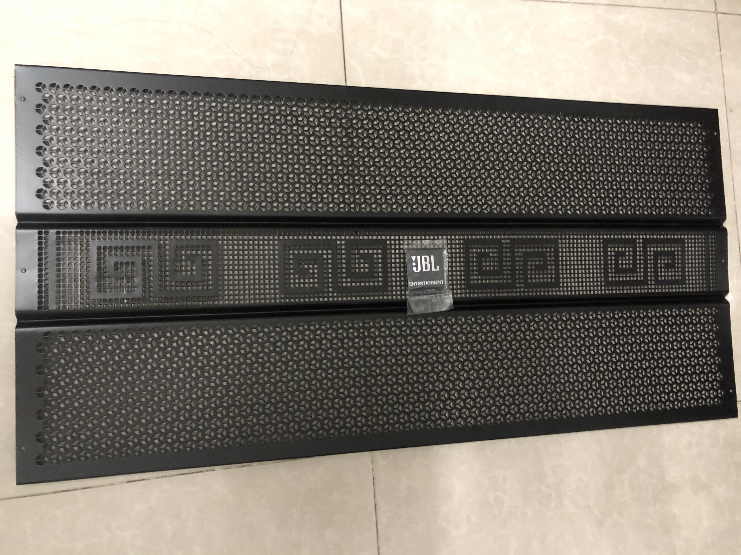 Lưới loa 4 tất đôi 46.5cm x 95.5cm