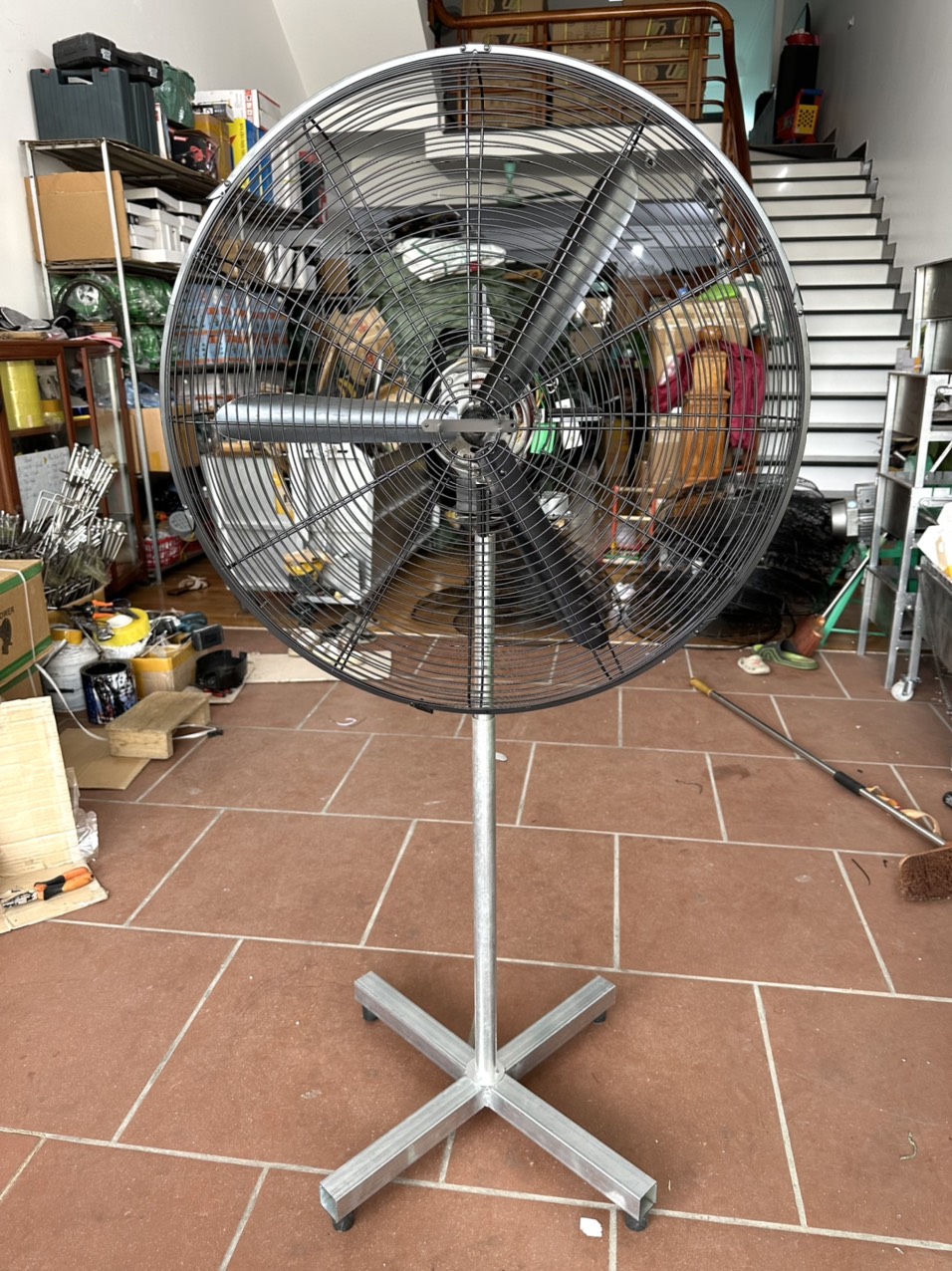 Quạt công nghiệp [ To ]  đường kính lồng 80cm - Sải ánh 75 . Dùng motor của Máy Giặt . Bao Dây Đồng 100%