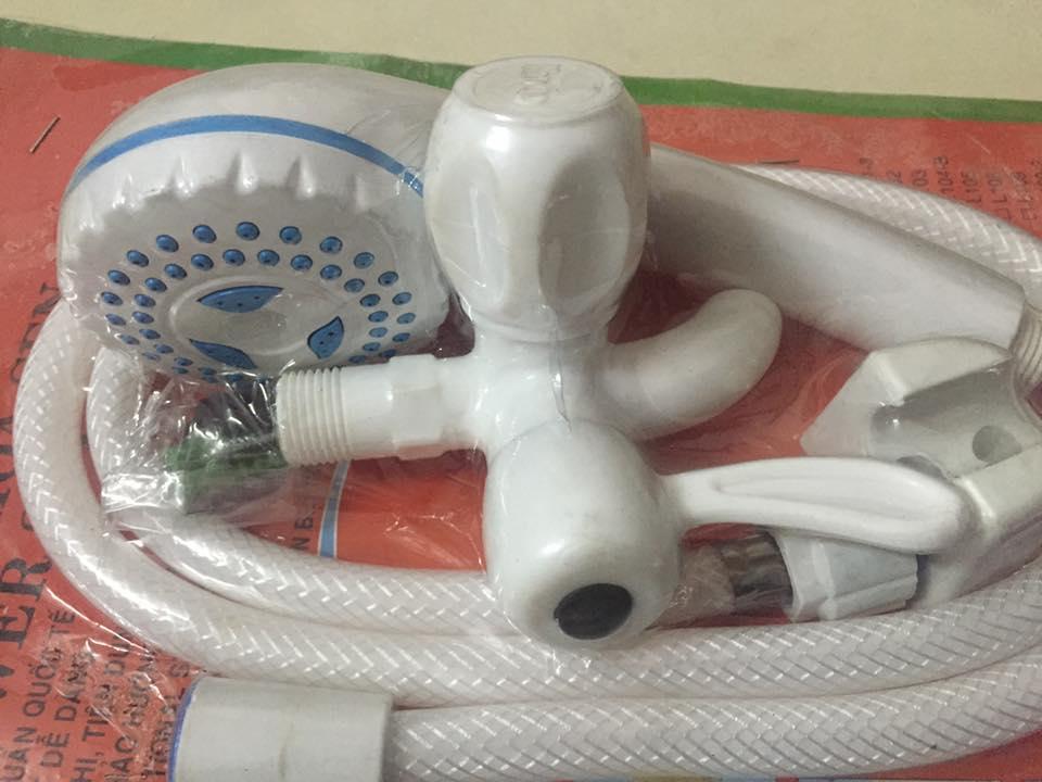 Bộ củ sen 902C + vòi sen + dây sen + cài sen