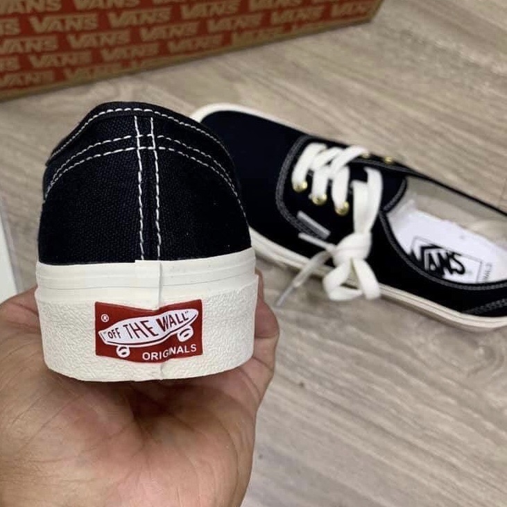 [TẶNG HỘP] Giày thể thao vanzz classic Đen Trắng hàng đẹp
