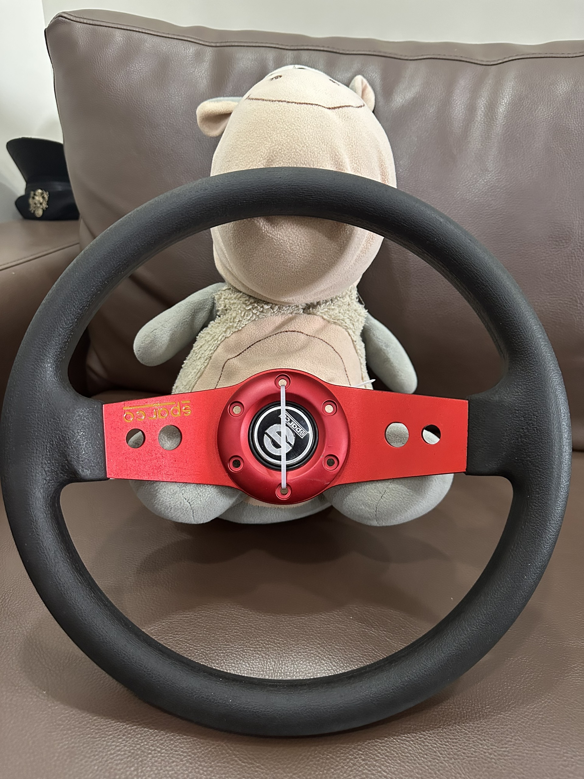 Ss182 13 inch diameter modified Momo steering wheel car steering wheel Chuck
