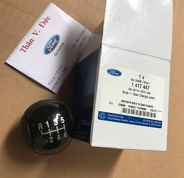 TAY NẮM CẦN SỐ FORD TRANSIT