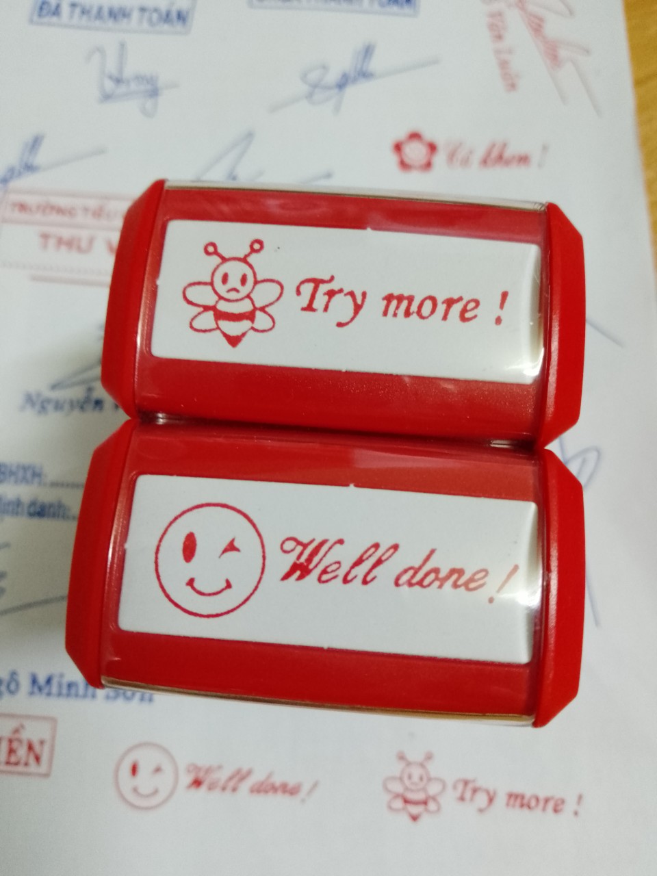 Mộc dấu cô khen