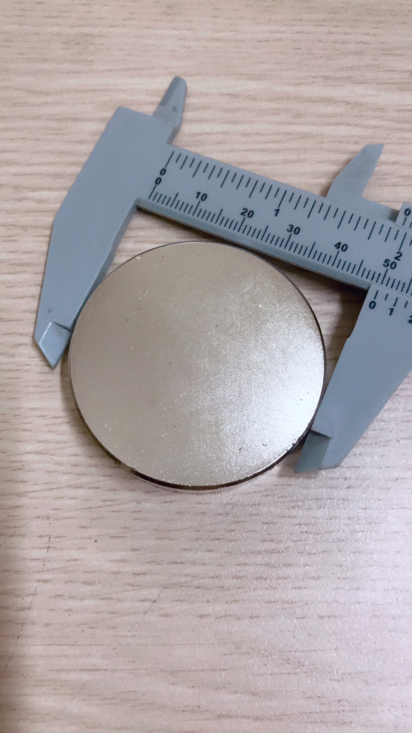 Nam châm viên đất hiếm 50x10mm loại nam châm đất hiếm