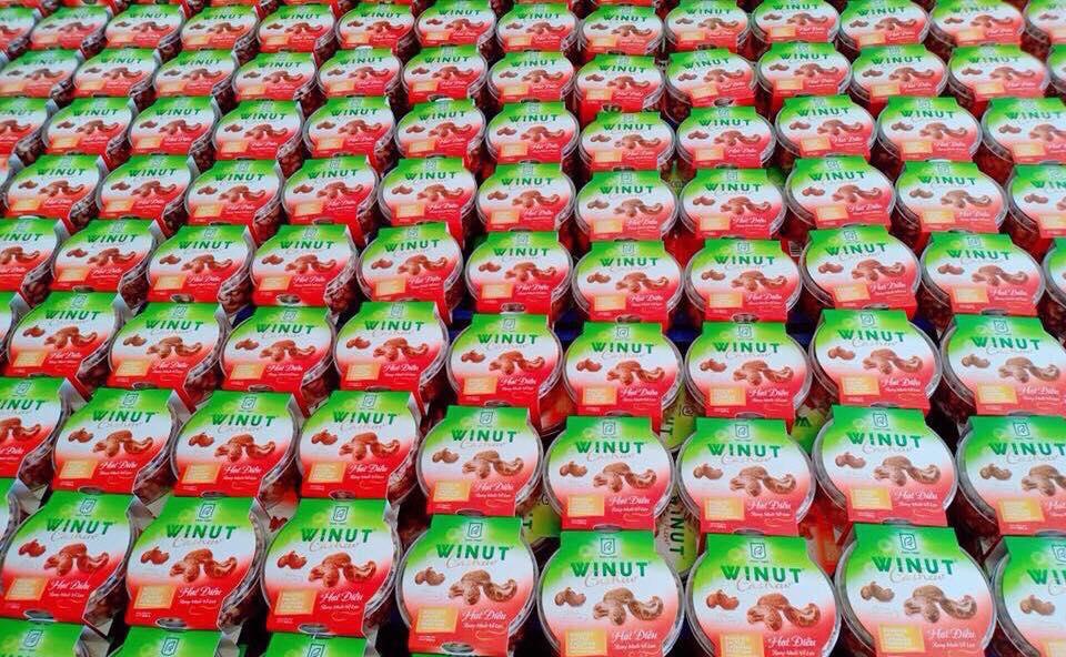 Hạt điều rang muối nguyên hạt còn vỏ lụa 500g - Phúc Thịnh