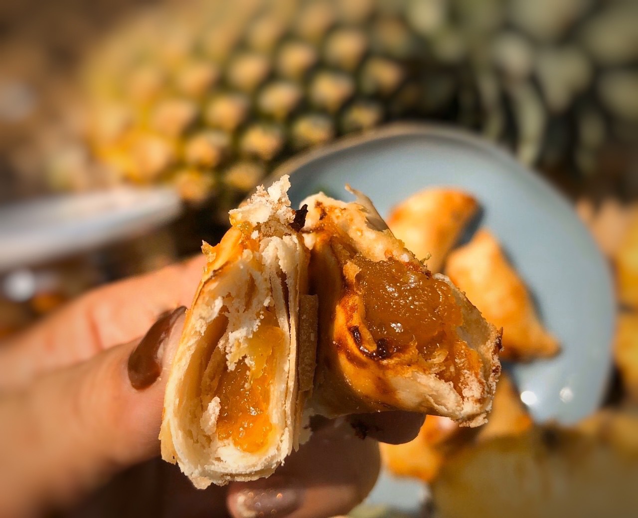 Bánh quai vạt thơm