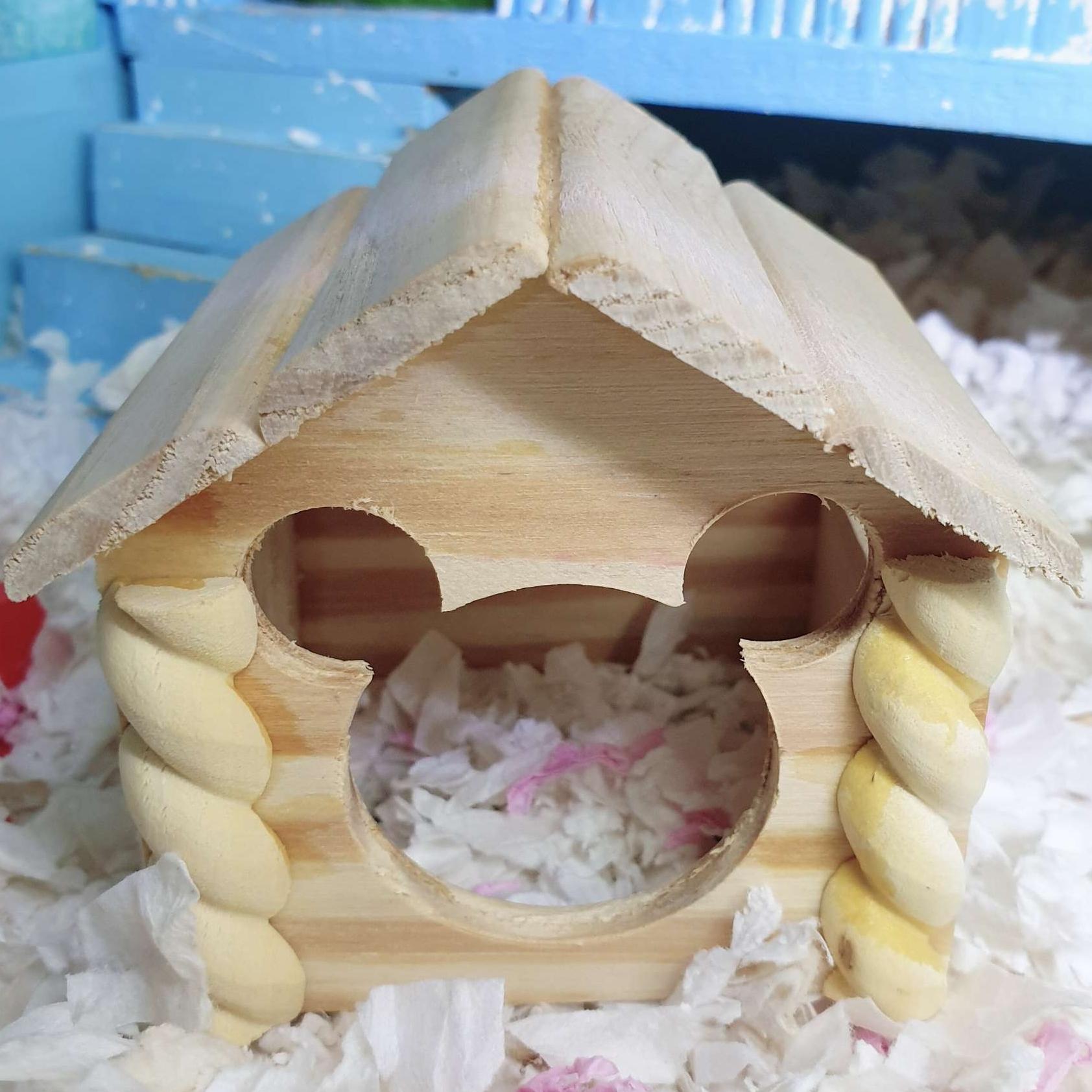 Nhà ngủ gỗ chuột Mickey cho Hamster
