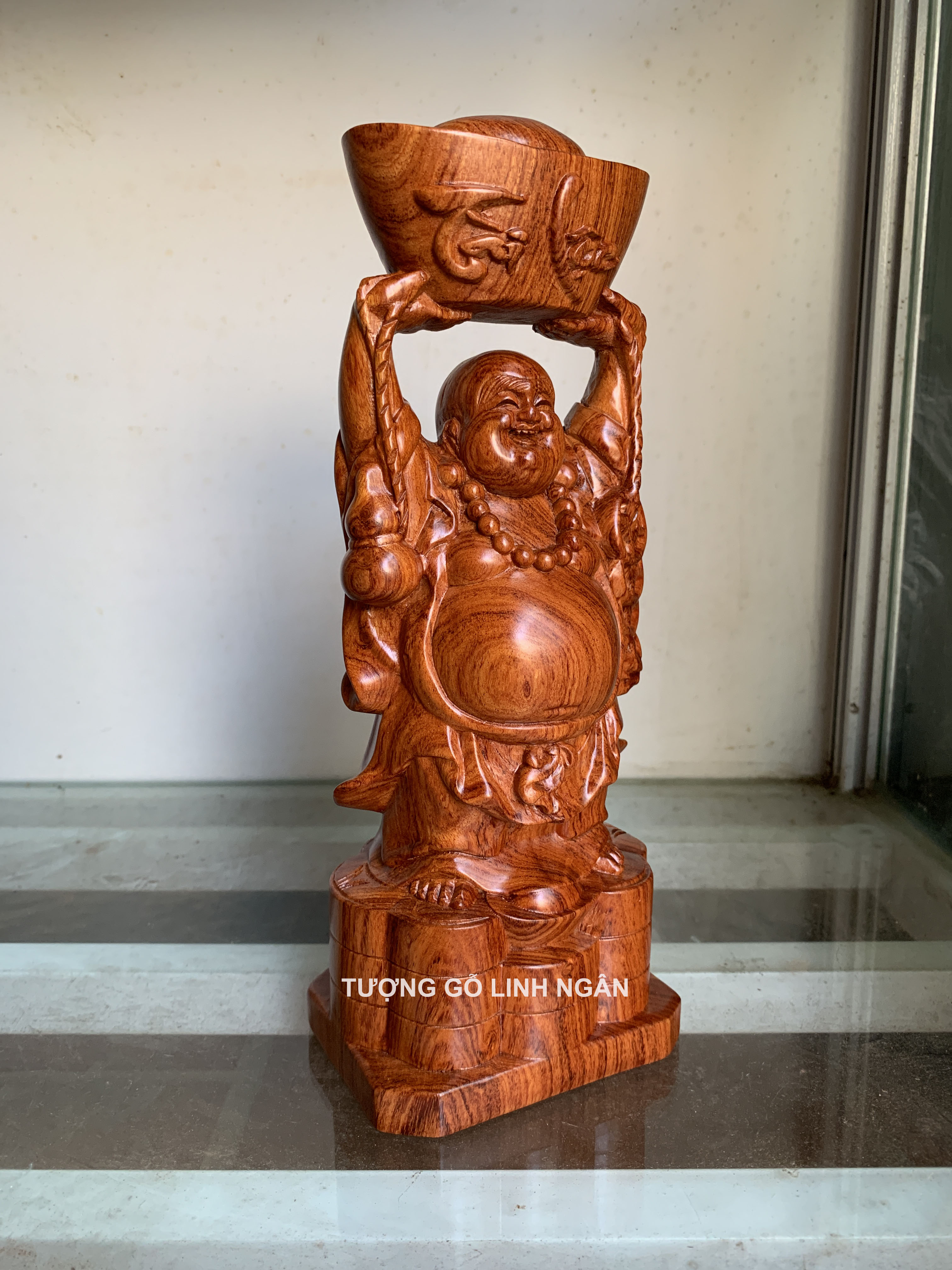 Tượng phật di lặc dâng vàng (cao 30, ngang 11, sâu 9 cm)