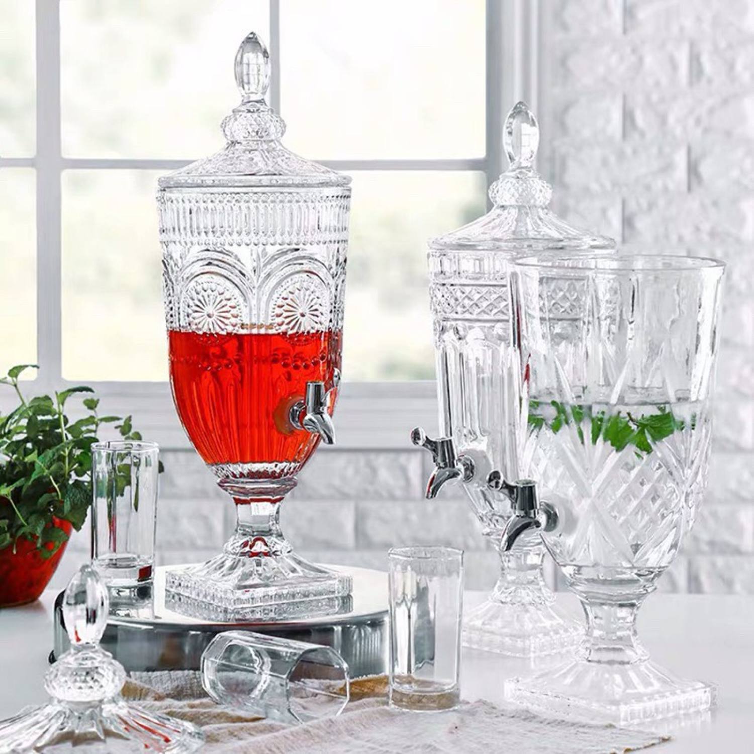Bình thủy tinh đựng nước có vòi 2L