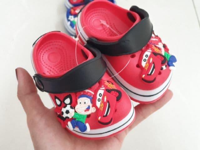 DÉP SỤC XE HƠI CHO BÉ TRAI
