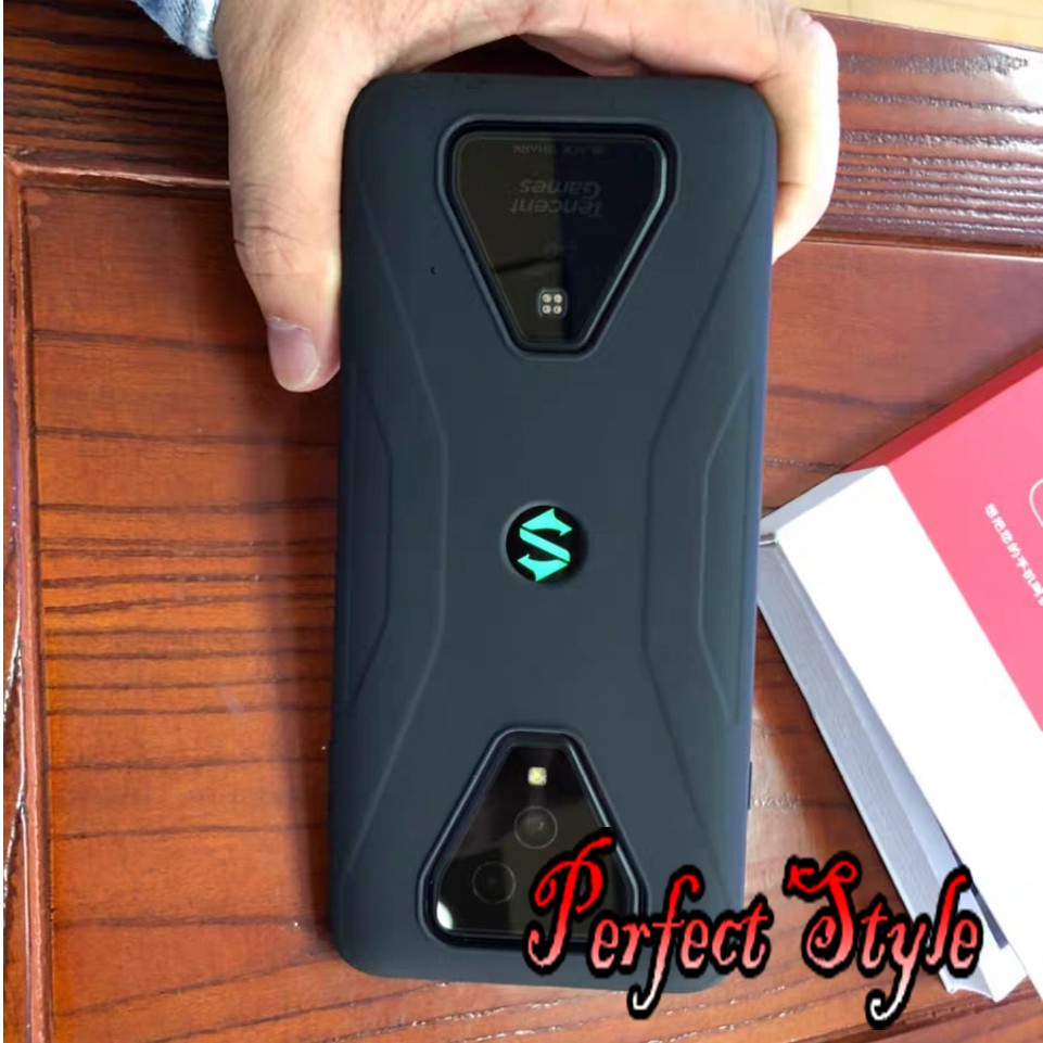 Ốp lưng xiaomi black shark 3 / 3 pro đen mềm mịn