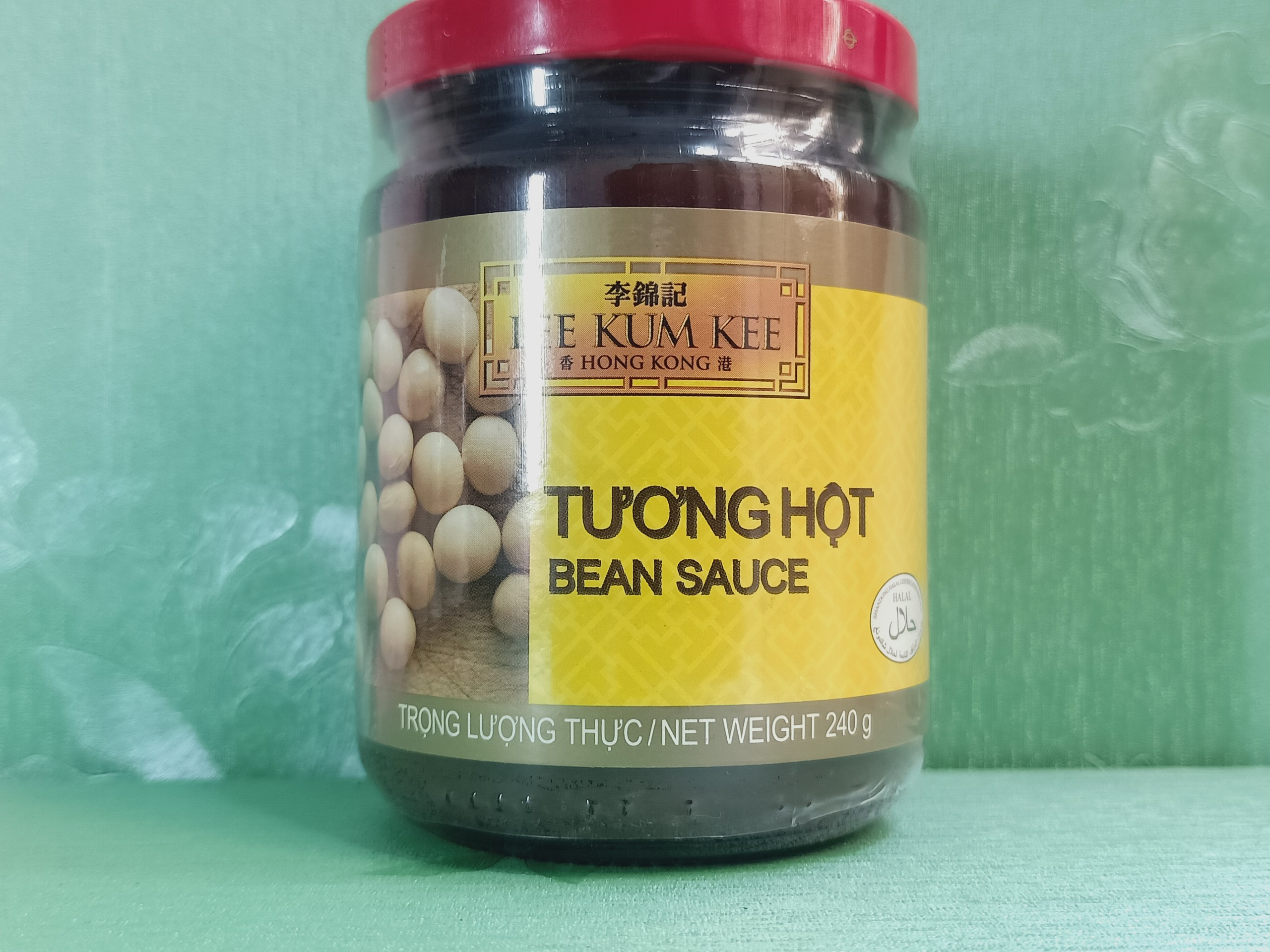 Tương hột Lee kum kee 240g