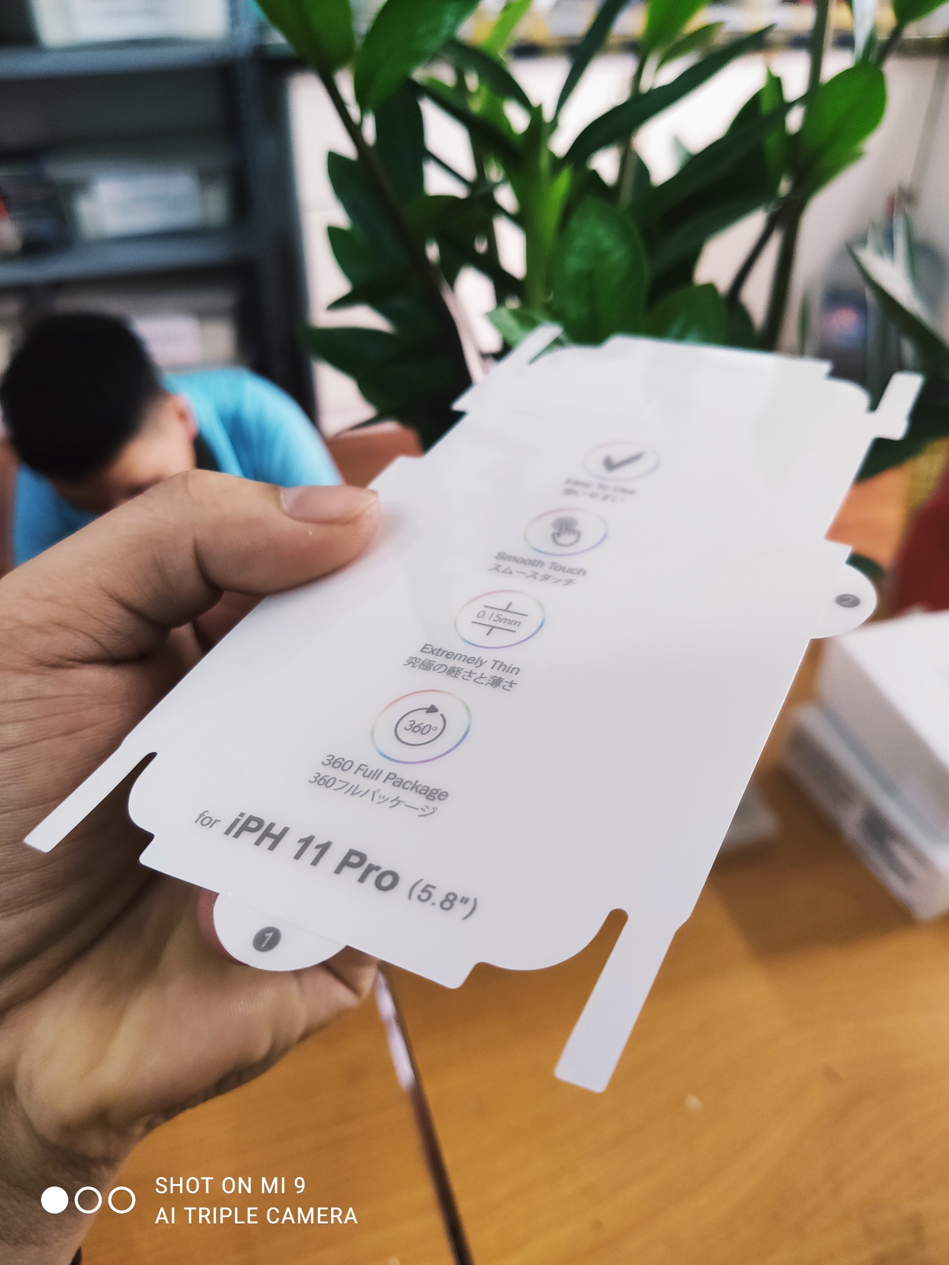 miếng dán  ppf mặt lưng iphone 11 / 11 pro/ 11 pro max tự phục vết xước