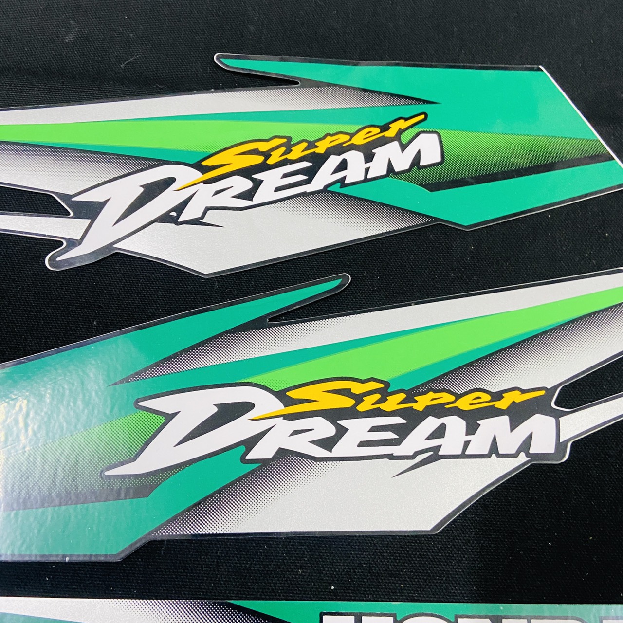 [CHUYÊN TEM DREAM] TEM DÁN XE SUPER DREAM 3 LỚP CAO CẤP (MÀU XANH LÁ)