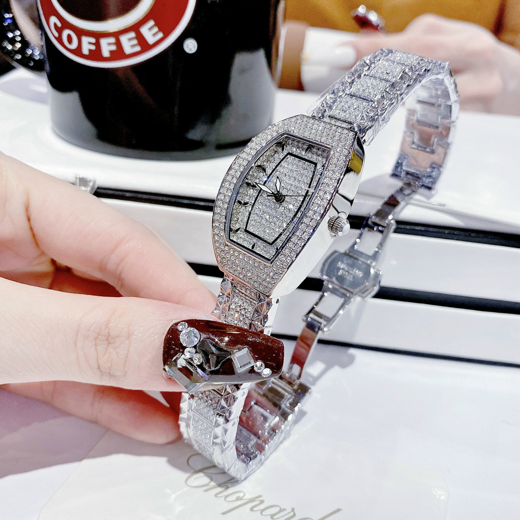 Đồng watch female wire metal applique stone ch0pard size 24*33mm fullbox, stainless steel shell, waterproof, high-end fashion luxury