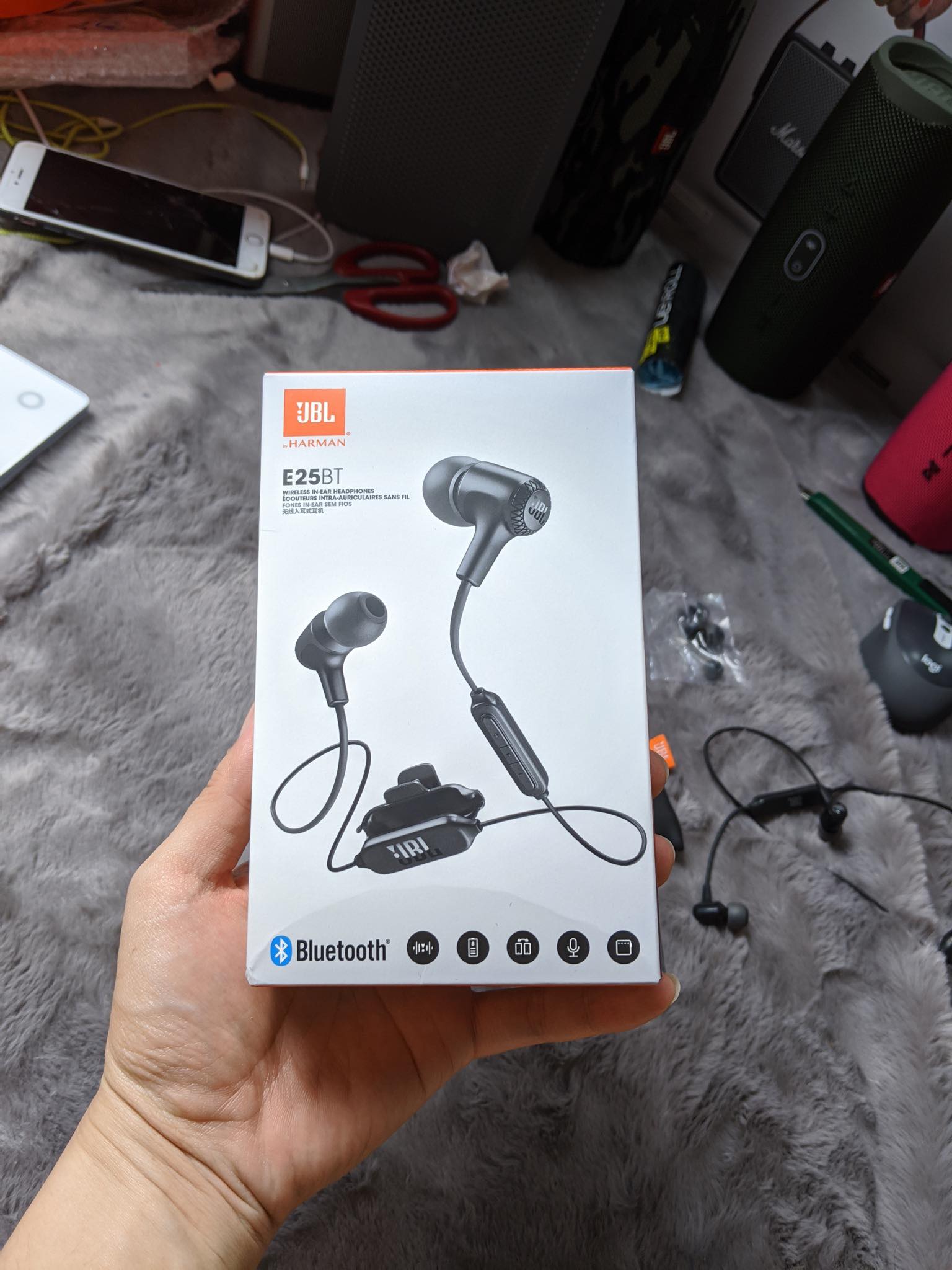 Tai nghe bluetooth JBL E25BT Chính Hãng