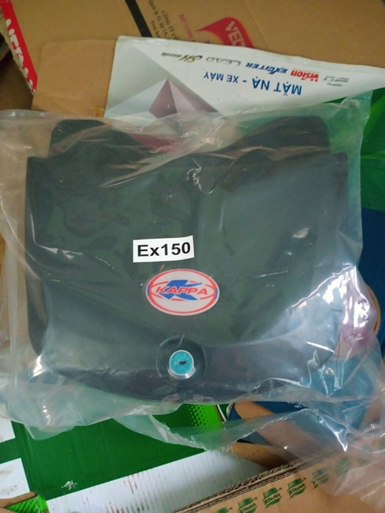 thùng đựng đồ xe máy exciter 150..lắp giữa