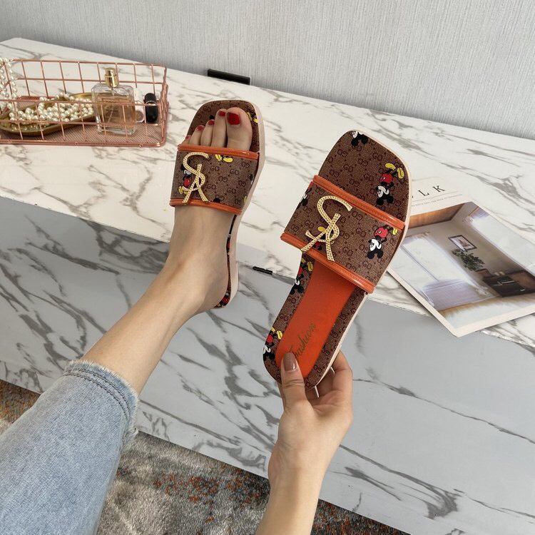 [Hoàn Tiền 15%]Dép nữ mickey siêu hot