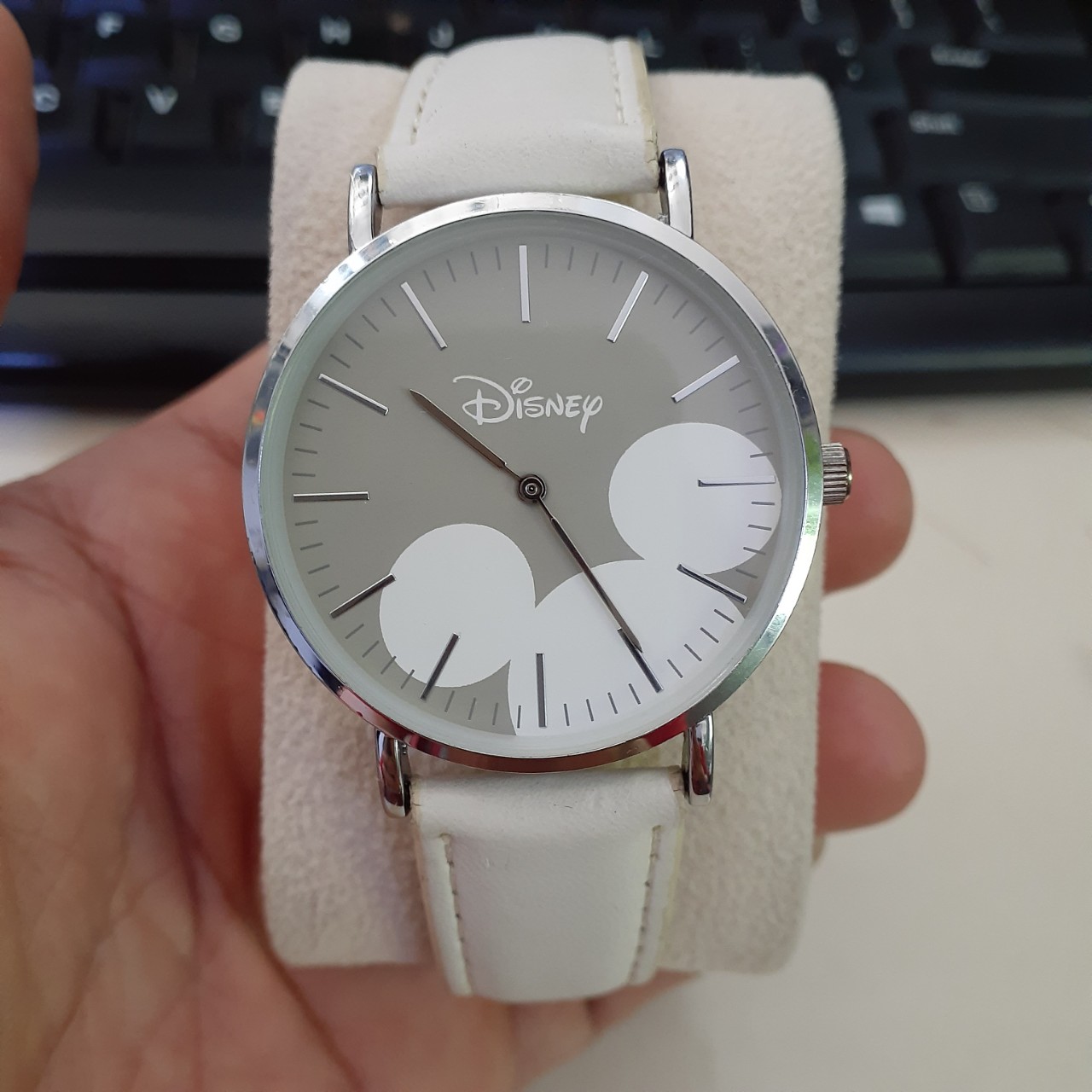 Đồng hồ nữ size ngang 40mm Disney dây da 2 hand si nhật