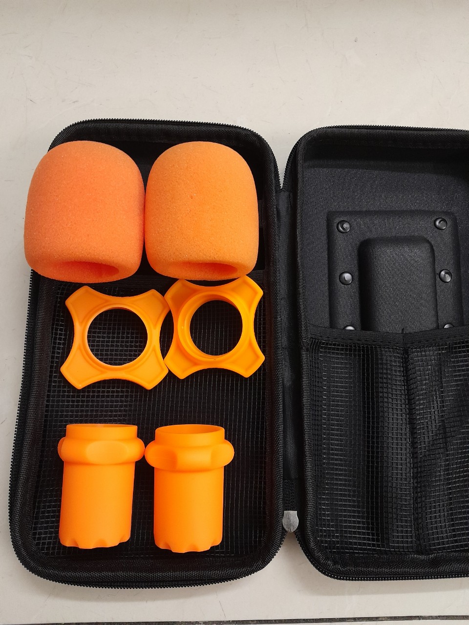 Hộp đựng micro không dây + chống lăn